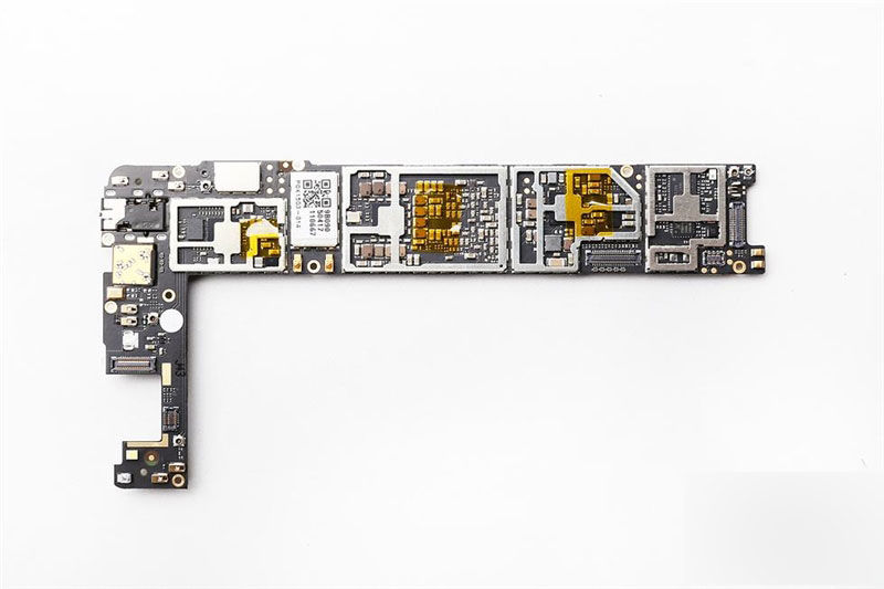 无边框到底如何？nubia Z9真机大拆解