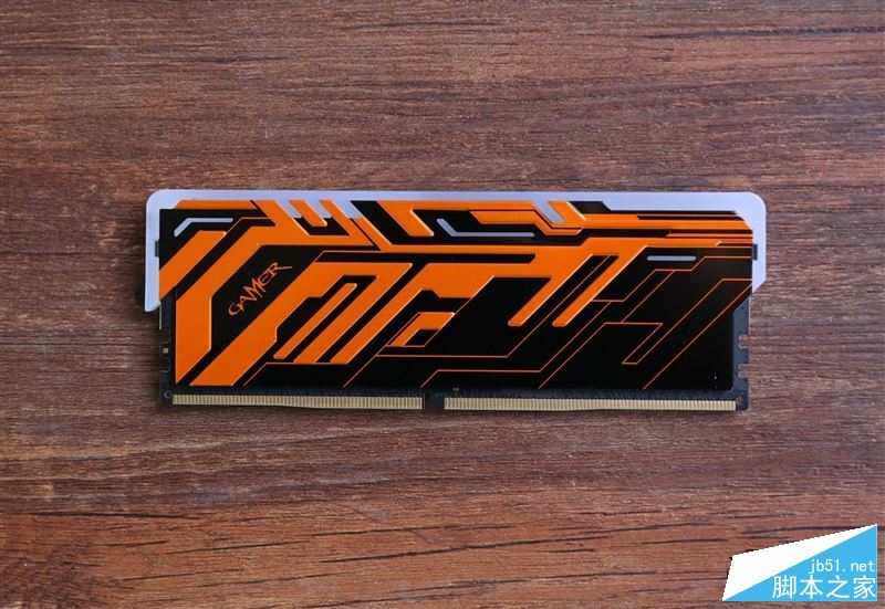 七彩RGB灯效!影驰GAMER II内存评测:稳定3000MHz