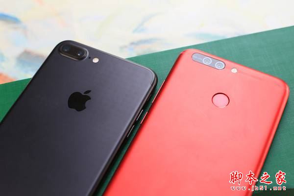 荣耀V9和iPhone7Plus哪个好？苹果7Plus与华为荣耀V9系统性能全面对比评测